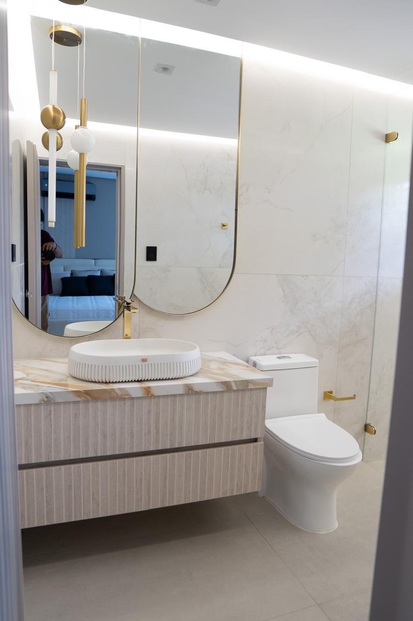 Cocina abierta — Residencial en Medellín · AC Luxe Living Spaces
