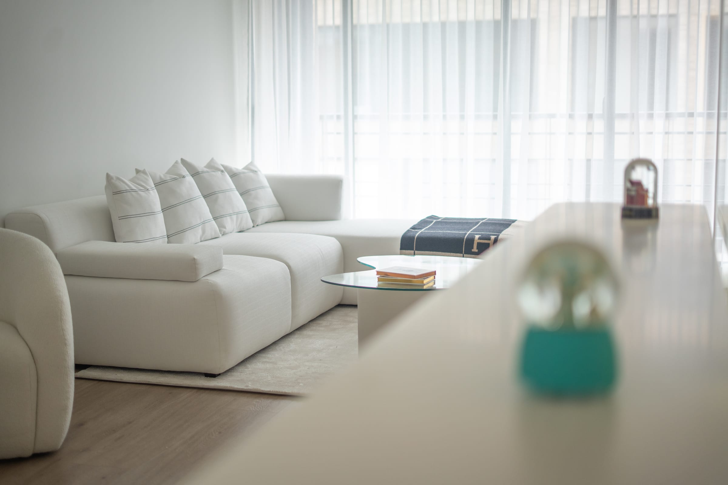 Salón de Belleza — Comercial en Colombia · AC Luxe Living Spaces